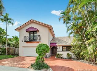 10100 SW 26th St, Miami, FL 33165