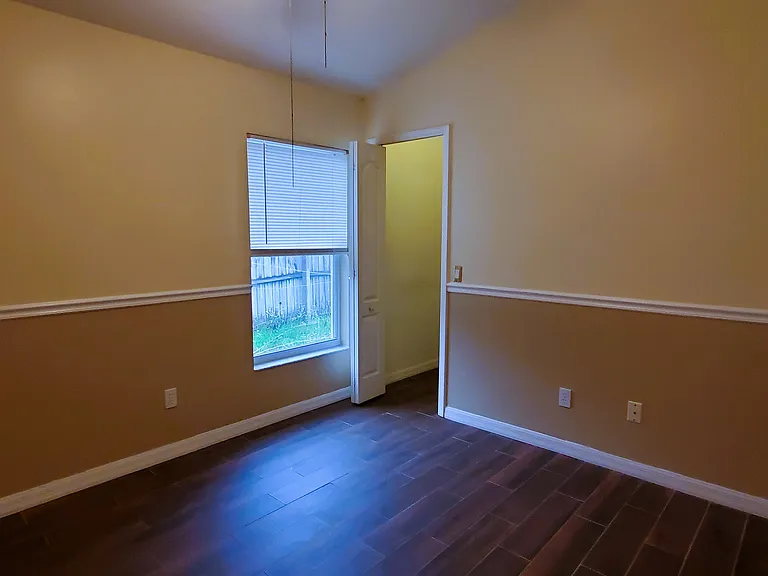 18110 Palm Breeze Dr — Photo 16