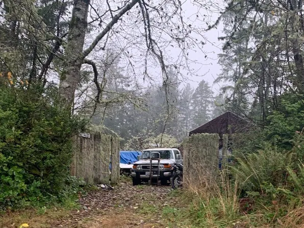 27403 V Street, Ocean Park, WA 98640