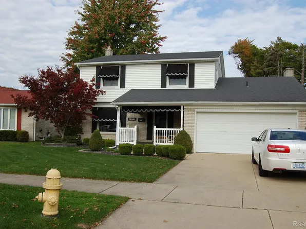 3870 Brookshire St, Trenton, MI 48183