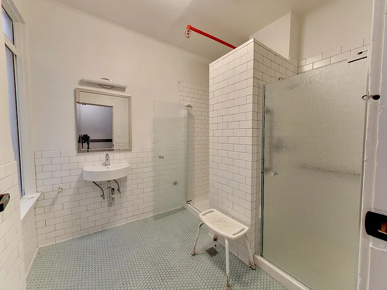 668 Clay St #57 — Photo 9