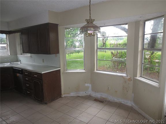 4th image of 7013 S 254th East Ave