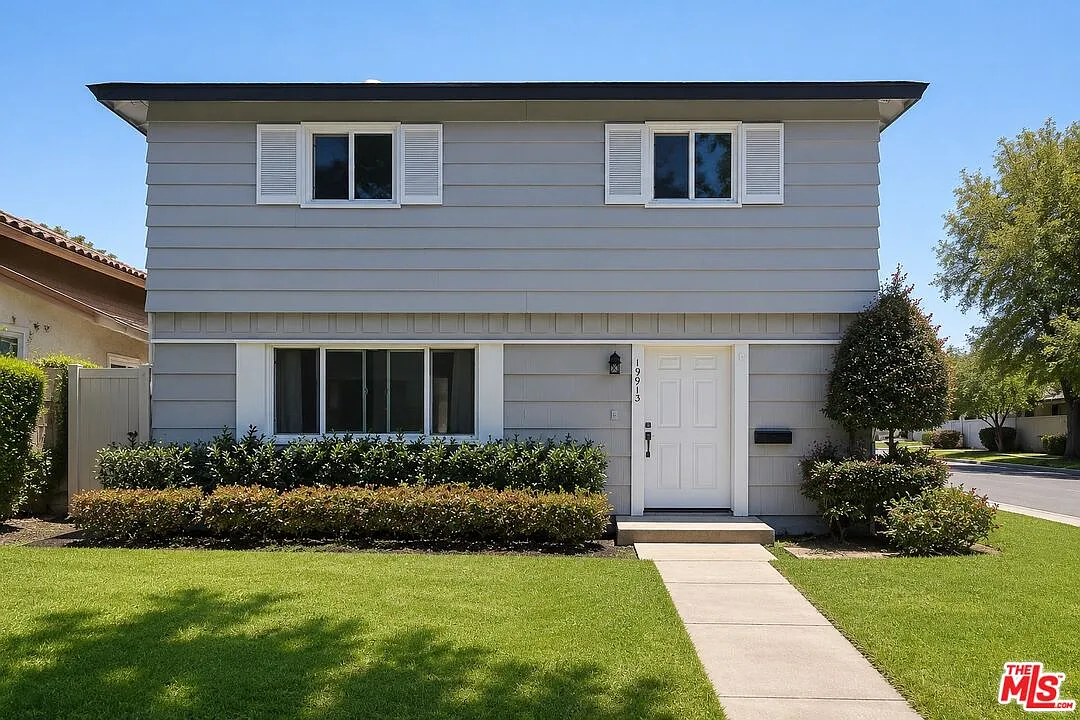 3 bed, 1.5 bath, 1122 sqft, $3,400 — Photo 2