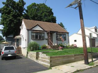 43 Spruce St, Nutley, NJ 07110