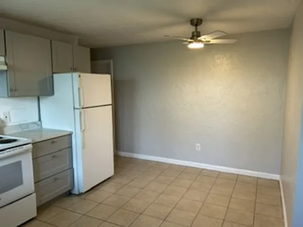 40 Tudor St #1 — Photo 3