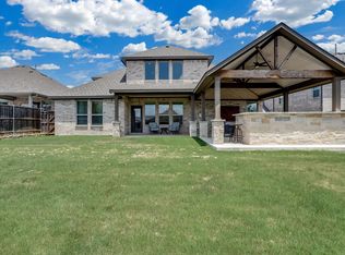 1021 Daylily Dr, Northlake, TX 76226