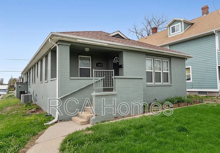 3202 Ruckle St — Photo 1