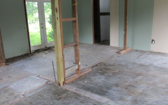 3rd image of 642 Beverly Dr