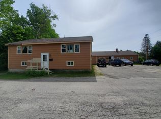 25 High St, Winthrop, ME 04364