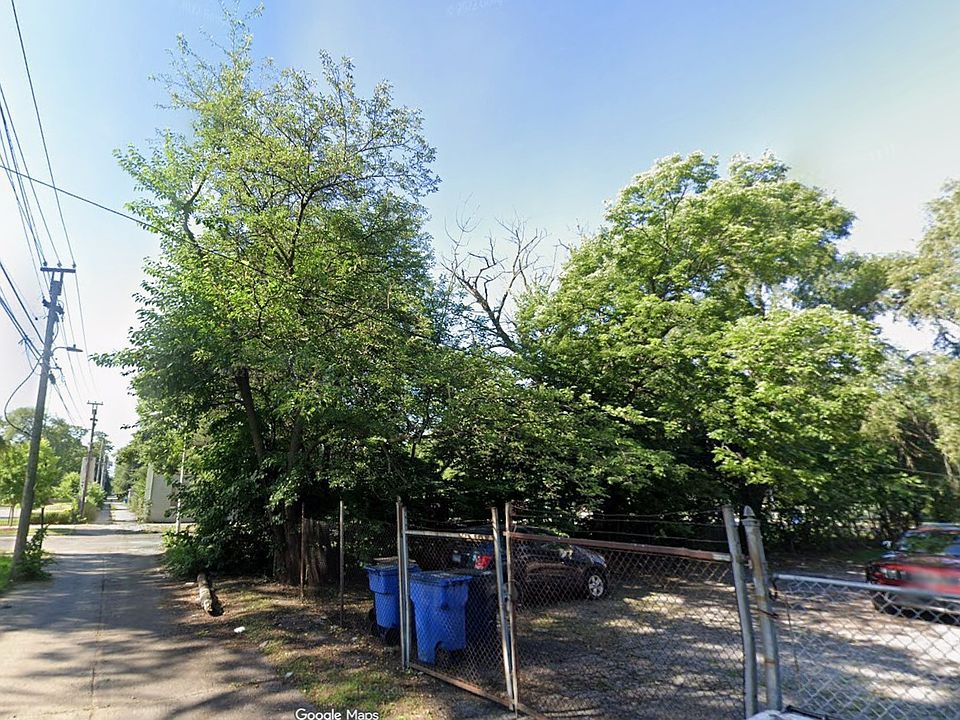 2nd image of 6057 S Damen Ave