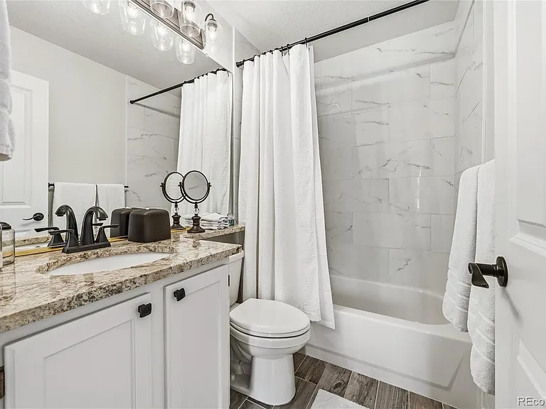 10796 Quail Creek Dr E — Photo 27