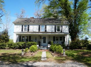 10188 Stage Coach Rd, Gretna, VA 24557