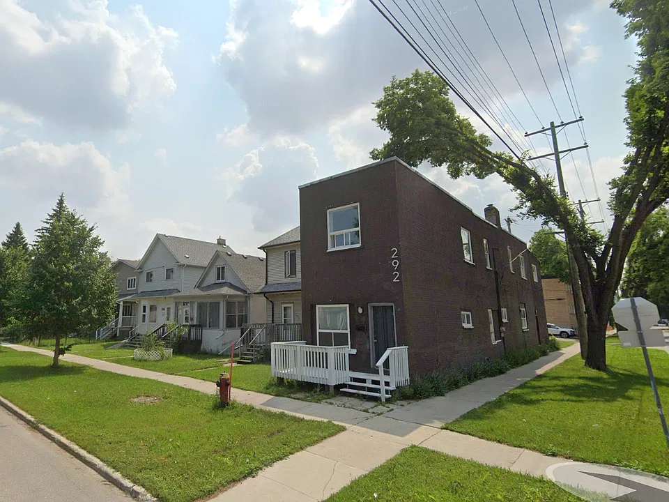 292 Cathedral Ave #1