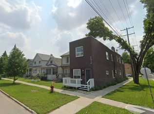292 Cathedral Ave #1, Winnipeg, MB R2W 0X5