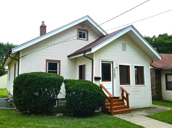 2105 N Church St, Rockford, IL 61103