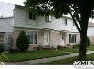 37723 Colonial Dr #84, Westland, MI 48185