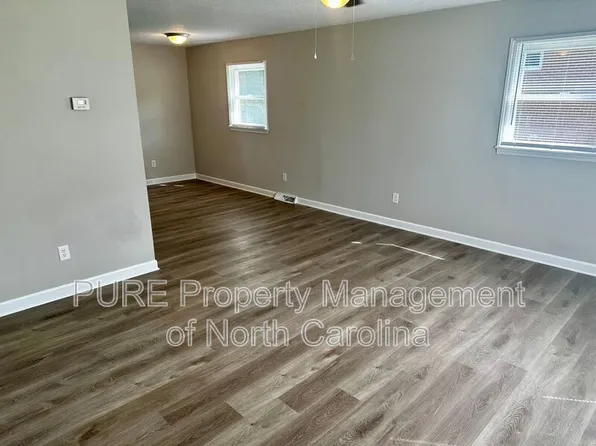 916 W 5th Ave APT A, Lexington, NC 27292
