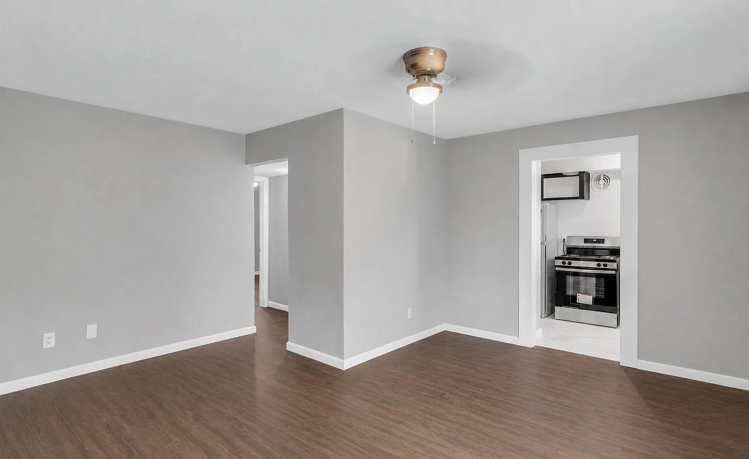 2 bed, 1.0 bath, 1000 sqft, $1,425 — Photo 4