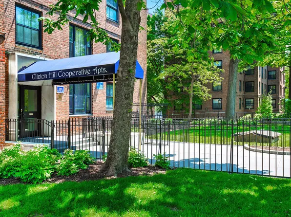 361 Clinton Avenue image 8 of 8