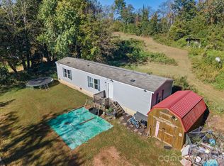 57 Willis Rd, Asheville, NC 28806