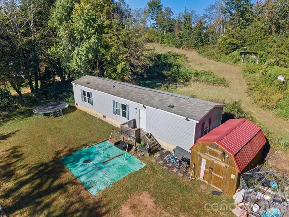 57 Willis Rd, Asheville, NC 28806