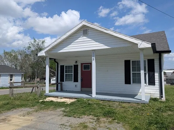 115 W Oak St, Rossville, GA 30741