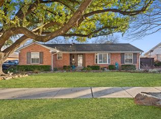 718 Peach Tree Ln, Garland, TX 75041