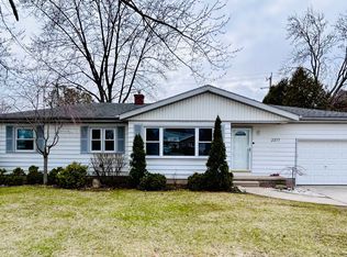 2377 Riverside Dr, Port Huron, MI 48060