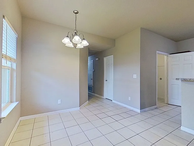 1707 Aztec Trce #A — Photo 7