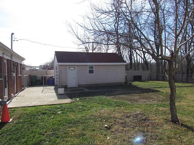 2nd image of 1317 Kapok St