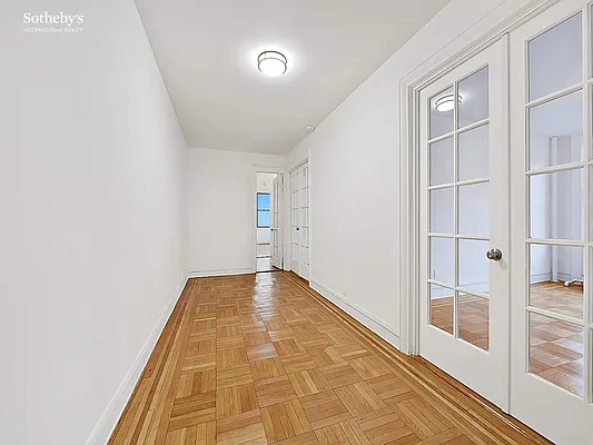 Rented by Sotheby's International Realty | media 7