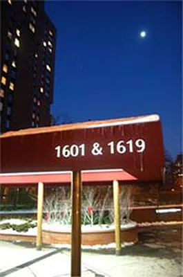 Sold by Douglas Elliman | media 17