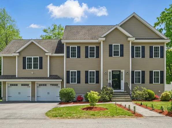 11 Davis Rd, Tewksbury, MA 01876