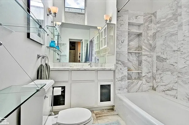 Rented by Brown Harris Stevens | media 19