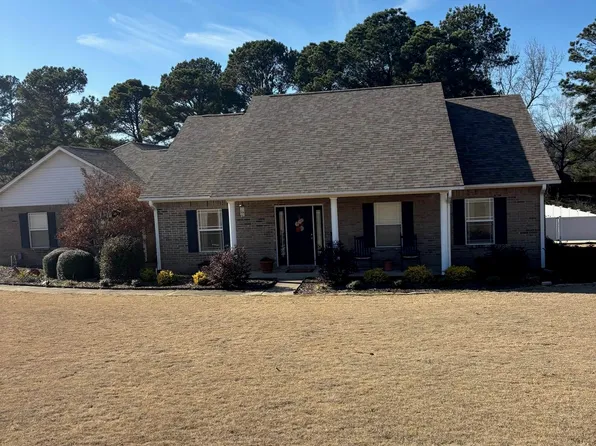 303 Doe Run, Nashville, AR 71852