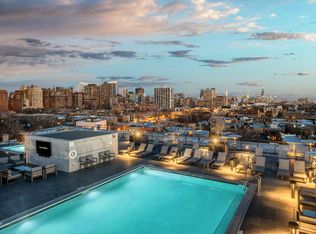 Optima Lakeview, Chicago, IL 60657