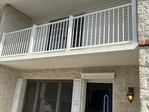 16 Catalpa Ct #1, Martinsburg, WV 25404