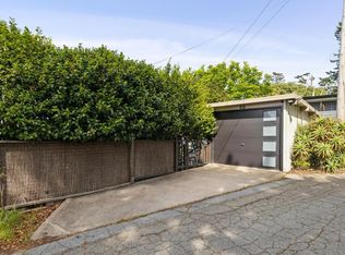 55 Asilomar Cir, Oakland, CA