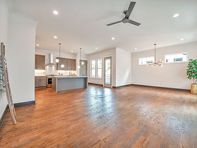 Open kitchen to entertain with quartz finishes