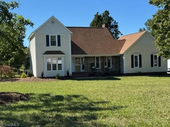 190 E Plantation Cir, Reidsville, NC 27320