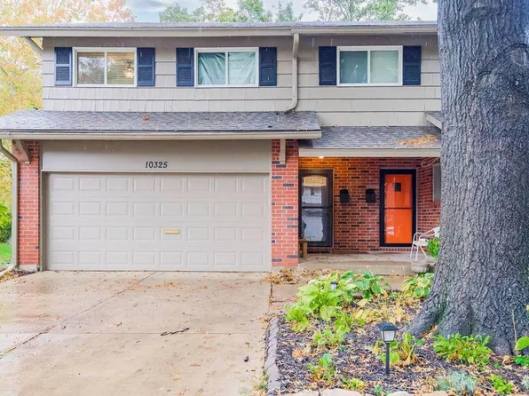 10325 Ash St, Overland Park, KS 66207