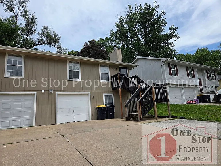 5027 N Topping Ave — Photo 1