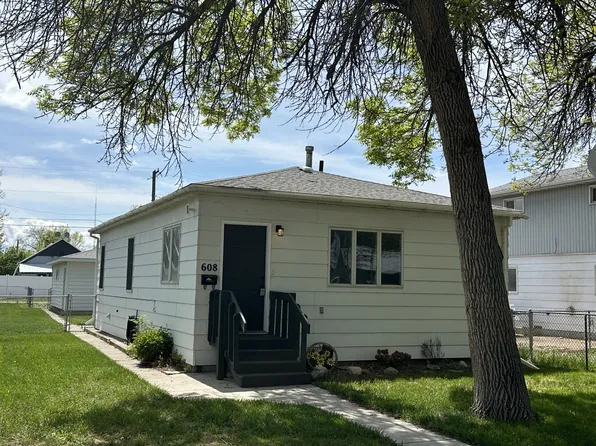 608 3rd Ave SW, Great Falls, MT 59404