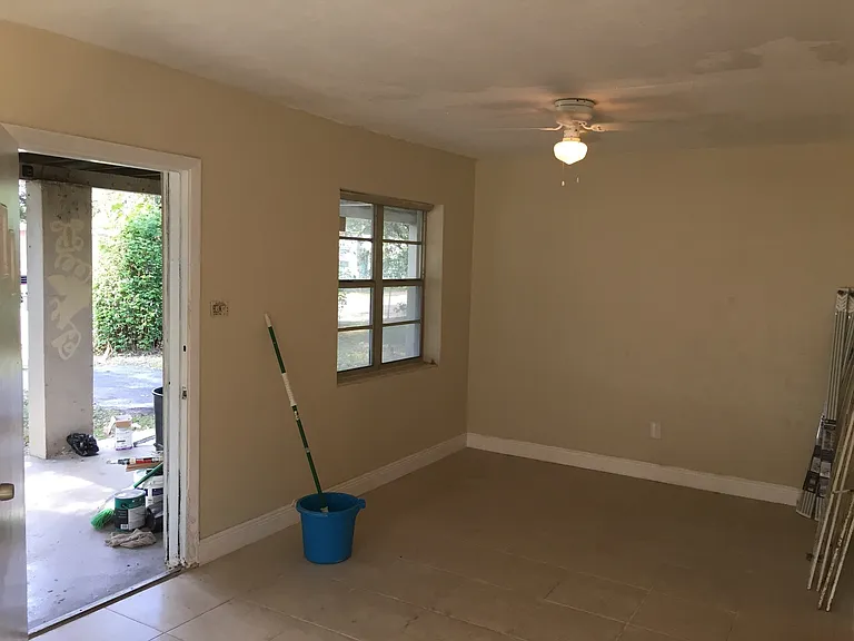 806 NW 15th Ave — Photo 13