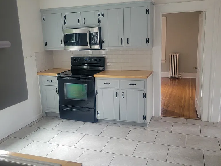 600 East Rd #602 — Photo 1