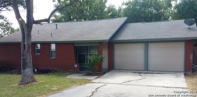 3 bed, 2.0 bath, 1259 sqft, $1,700 — Photo 2