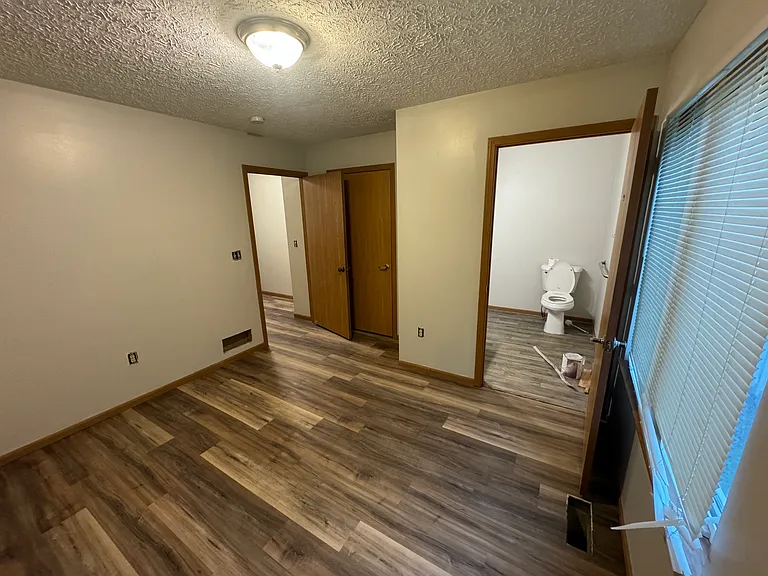 1580 Hanford St — Photo 10