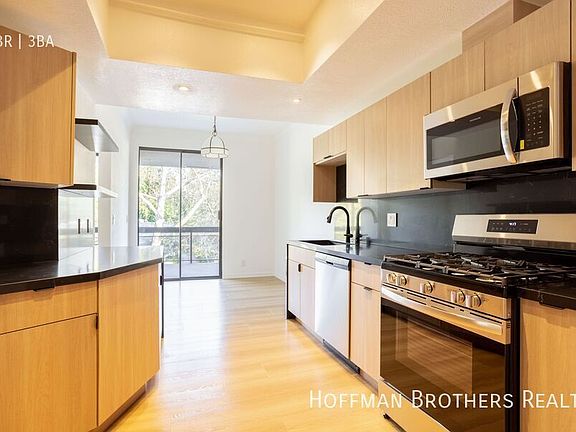 2nd image of 723 Westmount Dr APT 201