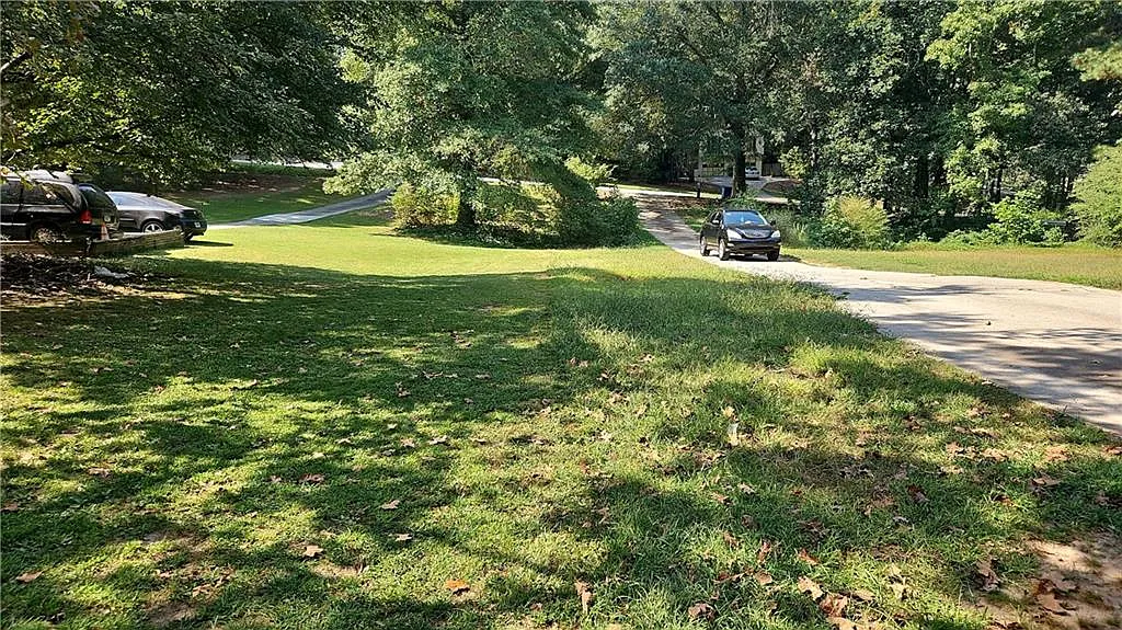 4 bed, 2.0 bath, 1576 sqft, $2,150 — Photo 4