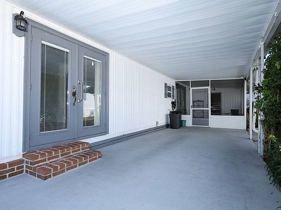 3rd image of 442 Dorado Dr